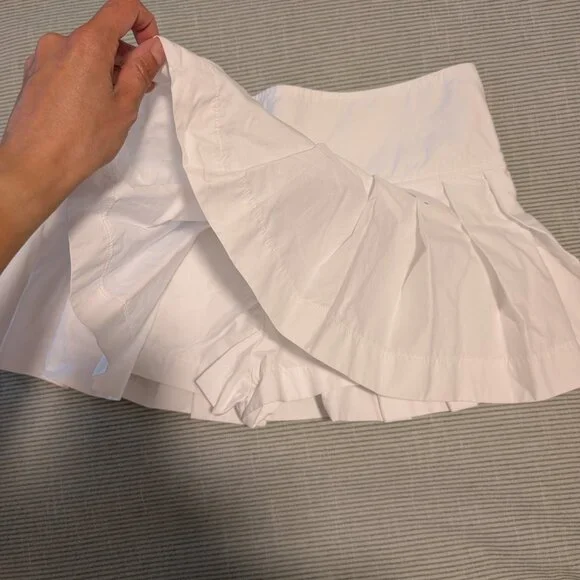 Tennis skirt/Zara white pleated skort - Picture 3 of 6